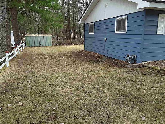 4th image of 209 Cranberry St
