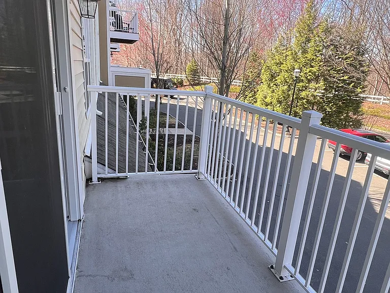 26 Schoolhouse Dr #204 — Photo 29