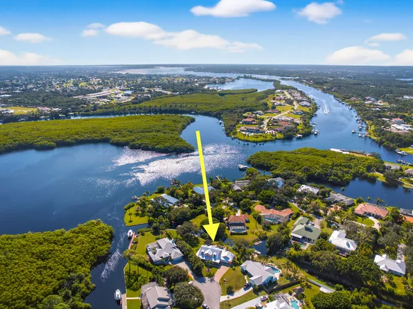802 SE Portage Avenue, Port St Lucie, FL 34984