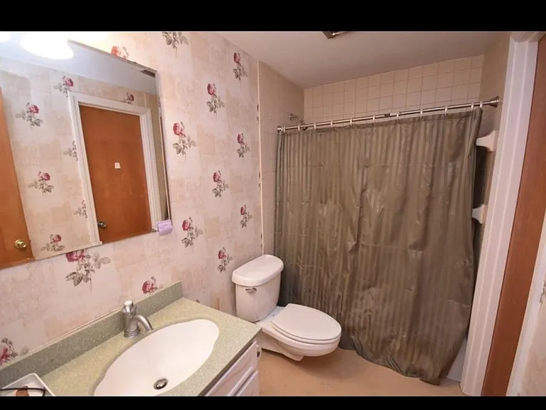 9 Chadwick Ct #9 — Photo 18