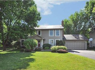 6105 McKinley Cir, Shorewood, MN 55331