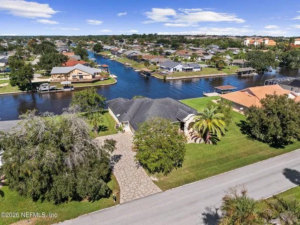 88 CLUB HOUSE Drive, Palm Coast, FL 32137