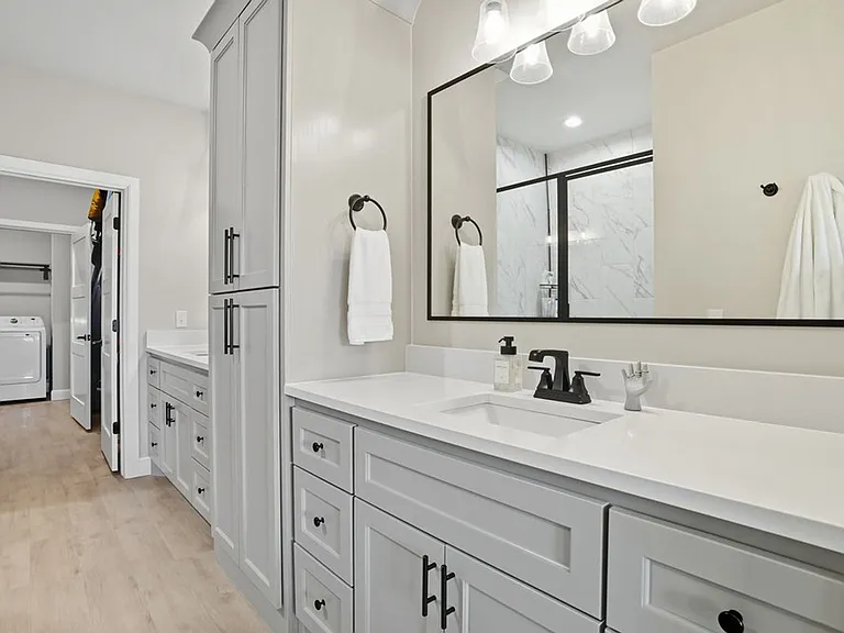 4200 Abbey Park Dr — Photo 35