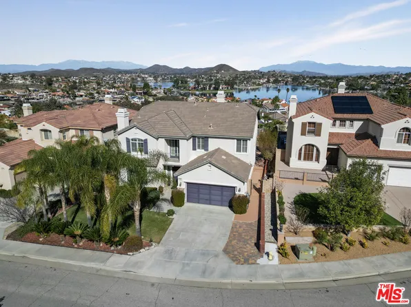 19 Via Del Macci Ct, Lake Elsinore, CA 92532