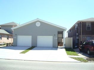 1607 Lake Ave #B, Metairie, LA 70005
