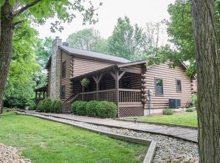 19905 Alpine Dr, Lawrenceburg, IN 47025