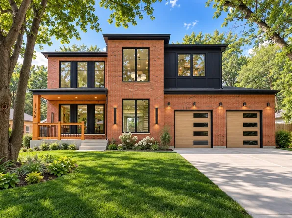 1398 Sunnyside Ave, Highland Park, IL 60035