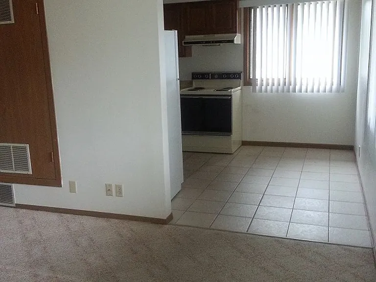 5125 Huntington Ave — Photo 6