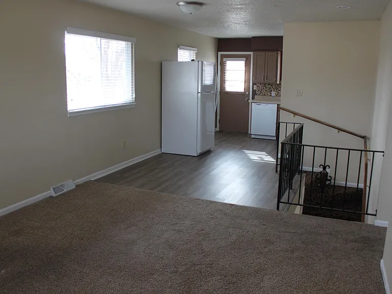 6102 Knox Ave #6102 — Photo 3