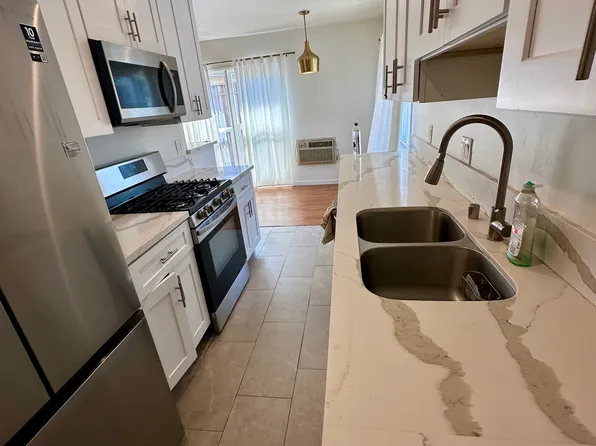 8347 Blackburn Ave APT 6, Los Angeles, CA 90048