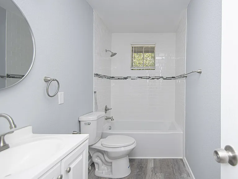 35 Hiland Pl #B — Photo 23