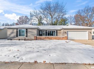 169 Bellerive Rd, Springfield, IL 62704