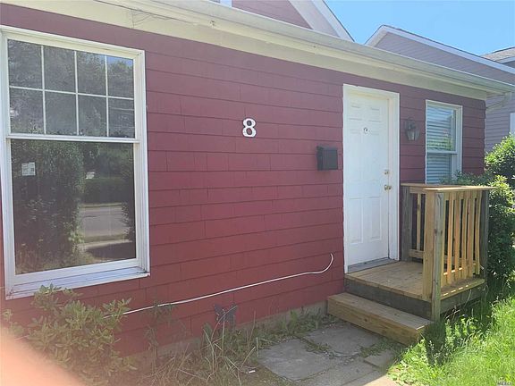 2nd image of 8 Boulevard Ave
