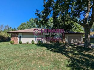 311 Little Ave, Clever, MO 65631