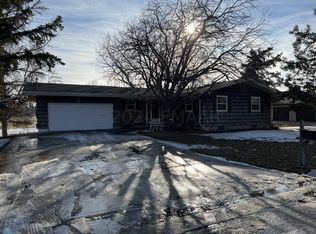 521 Caddy Ave, Moorhead, MN 56560