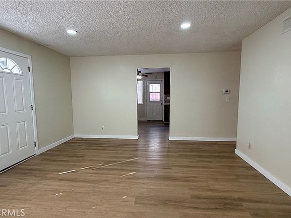 5th image of 5242 Linden Ave