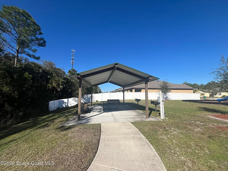 1709 Morely Dr — Photo 29