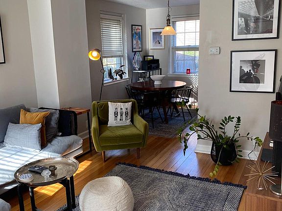 5th image of 2937 S Columbus St