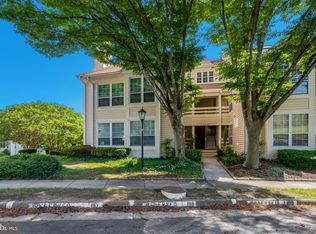 4505 Hazeltine Ct APT F, Alexandria, VA 22312