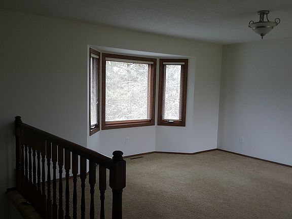 5th image of 9351 Washburn Ave N