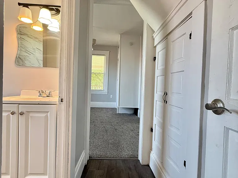 4711 Behrwald Ave #UP — Photo 18