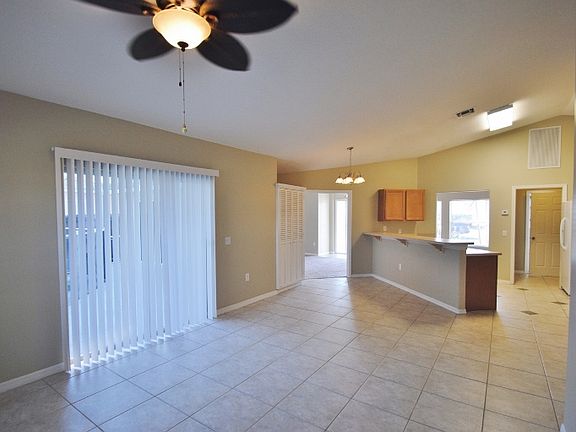 2nd image of 330 Island Oaks Pl