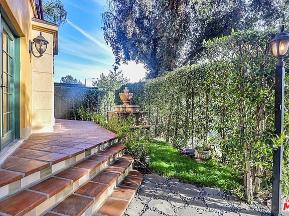 5th image of 1847 E Del Mar Blvd
