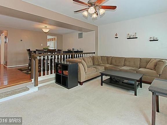 3rd image of 3024 Bromley Ct