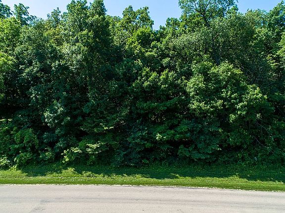 2nd image of 431 Territory Dr