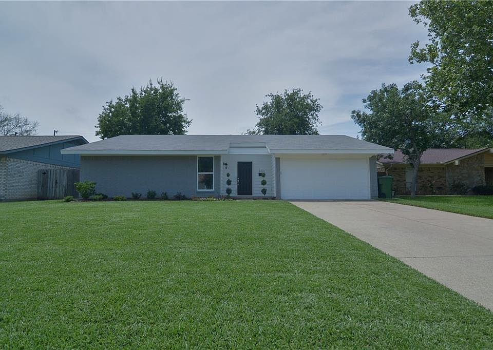 1st image of 3312 Rollingridge Cir