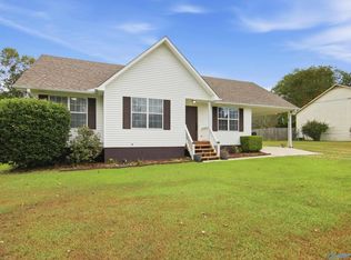 45 Maudie Ln, Guntersville, AL 35976