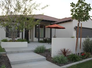 403 Buxton Hill Dr, Bakersfield, CA