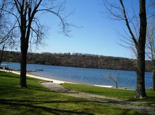 13 Hawley Road Ext, Danbury, CT 06811