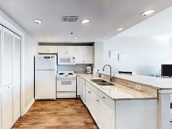5th image of 1751 Scenic Highway 98 E #305