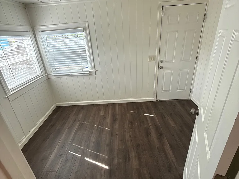 941 Benicia Rd — Photo 12