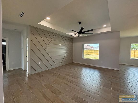 5th image of 2742 Eliseo Villarreal Ave