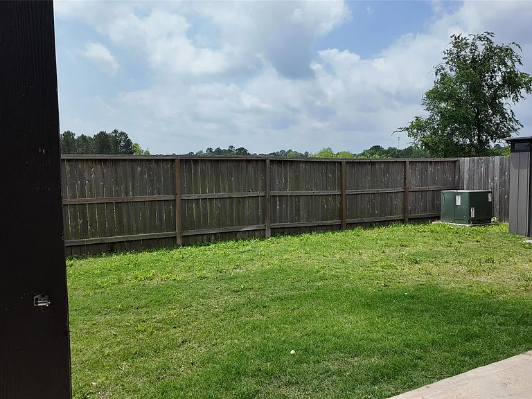 360 Mallorn Ln — Photo 31