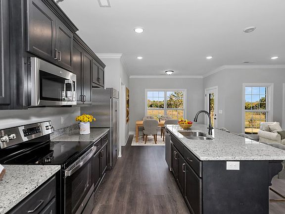 Kitchen with Optional Bump Out