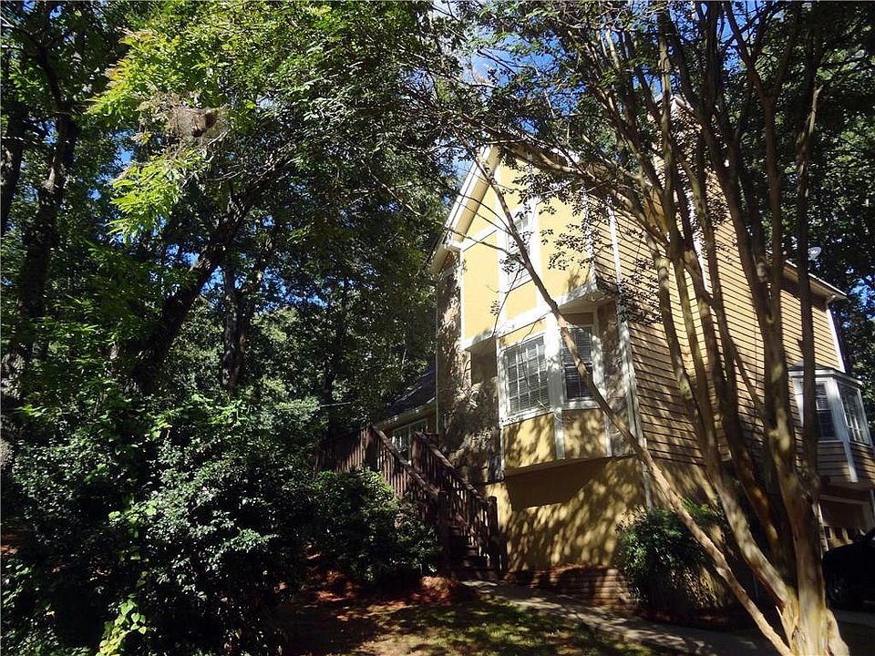 1st image of 1409 Ashbrook Dr