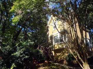 1409 Ashbrook Dr, Lawrenceville, GA 30043