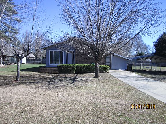 2nd image of 104 Elaine Dr