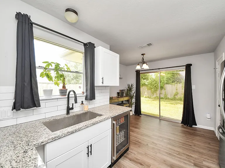 16118 Bunker Ridge Rd — Photo 11