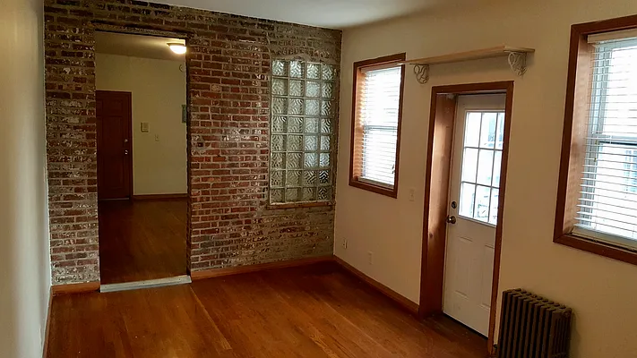 Rented by Bezell Group | media 6