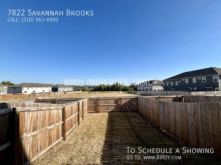 7822 Savannah Brks — Photo 38