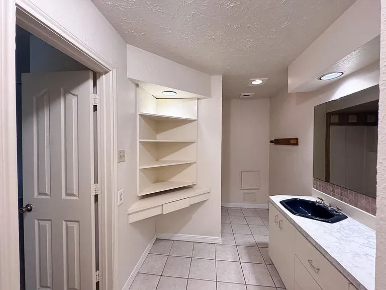 14418 Moorfield Dr — Photo 27