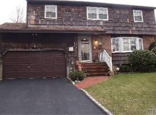 724 Windmill Ave, West Babylon, NY 11704