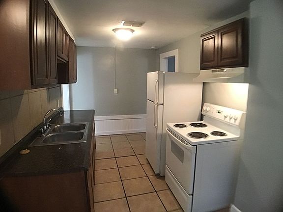 4th image of 1766 27th St S