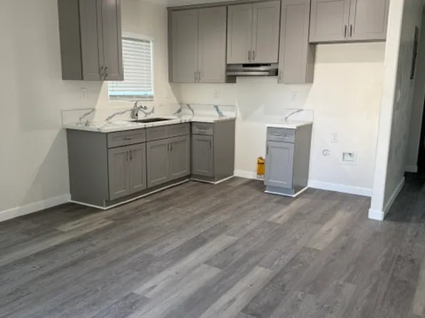 9031 Irwingrove Dr #A, Downey, CA 90241