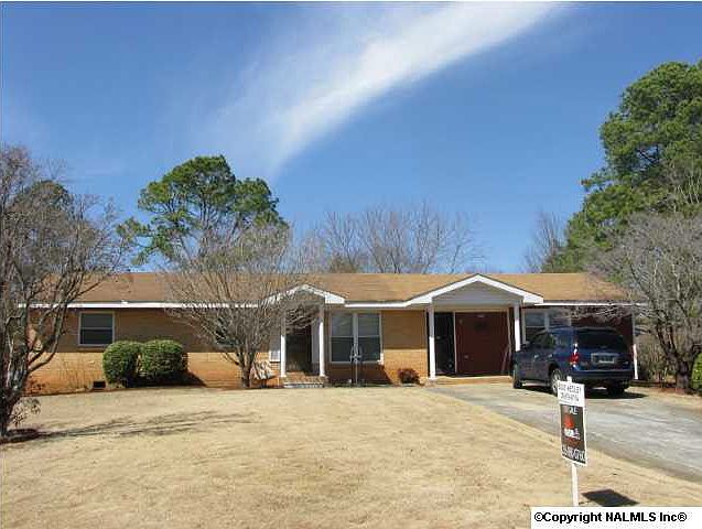 1st image of 3401 Freda Ln NW