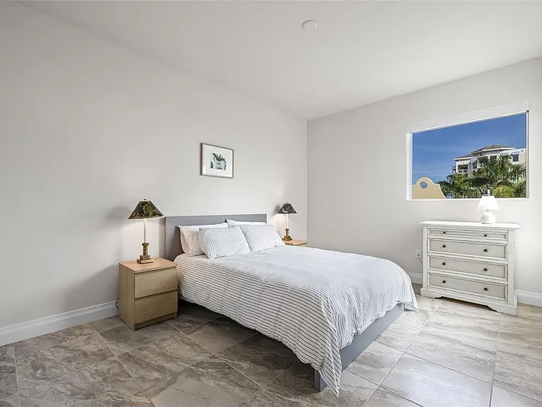 795 Collany Rd #205 — Photo 24